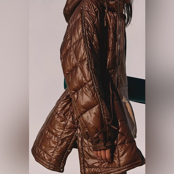 NWT Patricia Packable Poncho Puffer by FP Movement - Picture 5 of 5